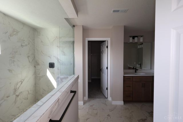 5540 White Pine Lane, Fairfield Twp, OH 45011