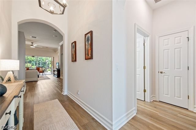 15909 Delasol LN, Naples, FL 34110