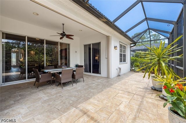 15909 Delasol LN, Naples, FL 34110