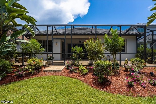 15909 Delasol LN, Naples, FL 34110
