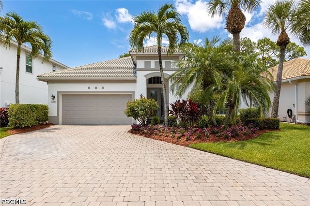 15909 Delasol LN, Naples, FL 34110