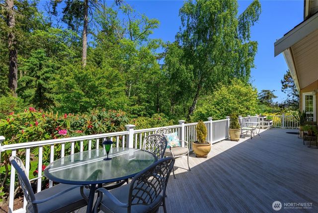 1546 Wedgewood Lane, Oak Harbor, WA 98277