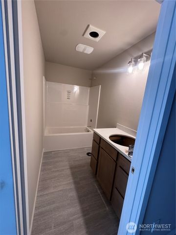 9512 Solberg Court SE, Yelm, WA 98597