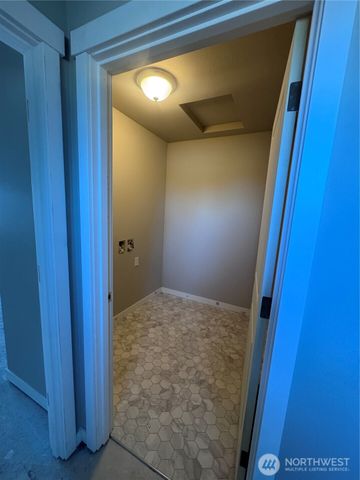 9512 Solberg Court SE, Yelm, WA 98597
