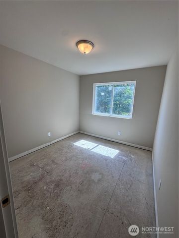 9512 Solberg Court SE, Yelm, WA 98597