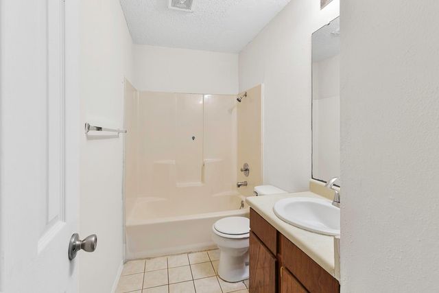 1907 W LOOP, Austin, TX 78758