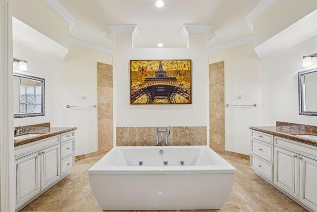 1919 S Club Drive, Wellington, FL 33414