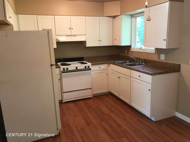 1306 Glen Road, Midland, MI 48640