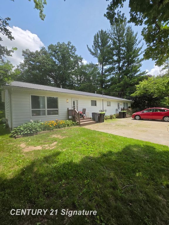 1306 Glen Road, Midland, MI 48640