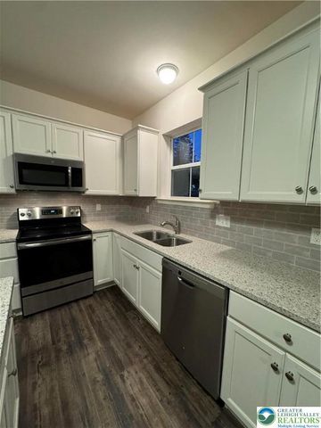 315 East Stone Alley 6, Alburtis Boro, PA 18011