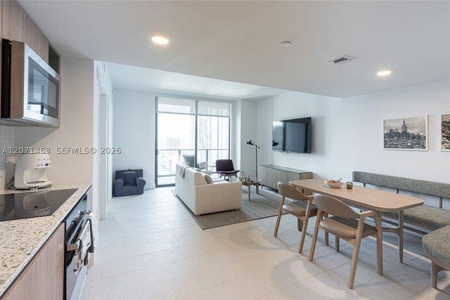 159 NE 6th ST 3109, Miami, FL 33132