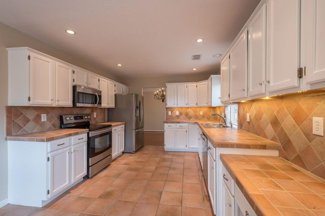 16015 Lausanne Drive, Houston, TX 77070