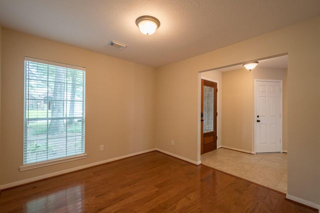 16015 Lausanne Drive, Houston, TX 77070
