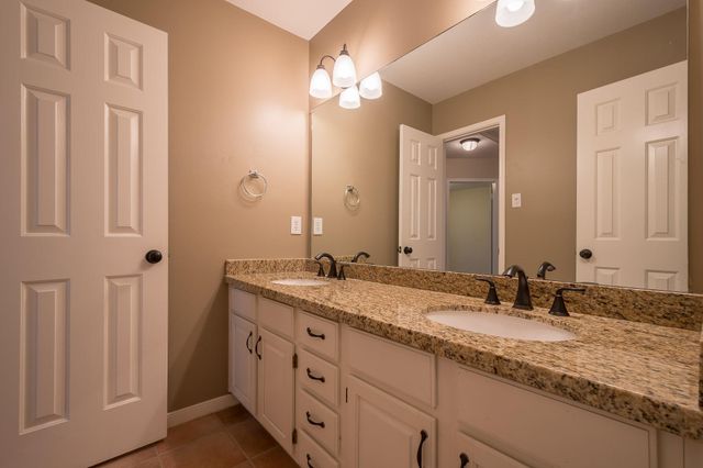 16015 Lausanne Drive, Houston, TX 77070