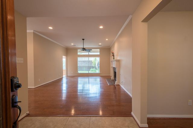 16015 Lausanne Drive, Houston, TX 77070