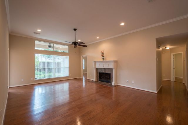 16015 Lausanne Drive, Houston, TX 77070