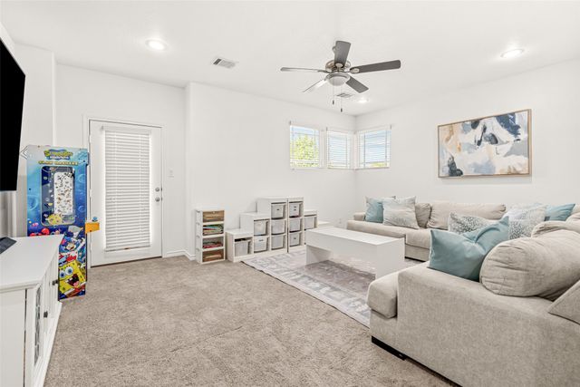 513 Sheer Bliss Lane, Fort Worth, TX 76114