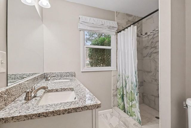 778 Creek View Drive, Lawrenceville, GA 30044