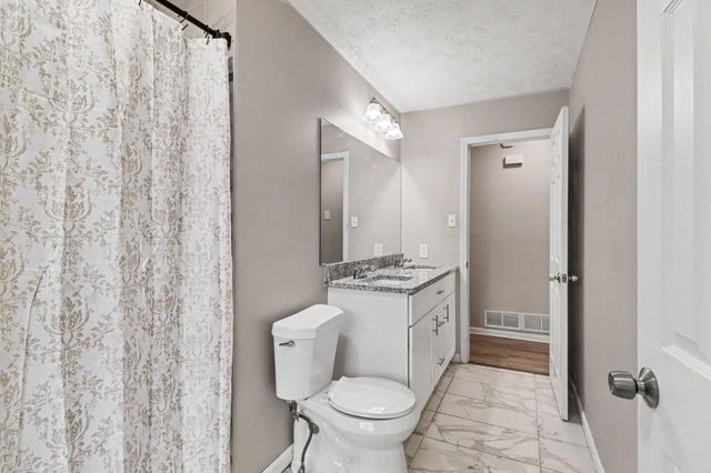 778 Creek View Drive, Lawrenceville, GA 30044