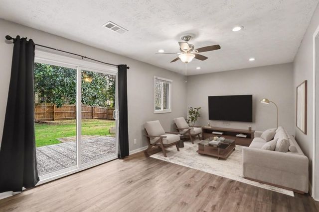 778 Creek View Drive, Lawrenceville, GA 30044