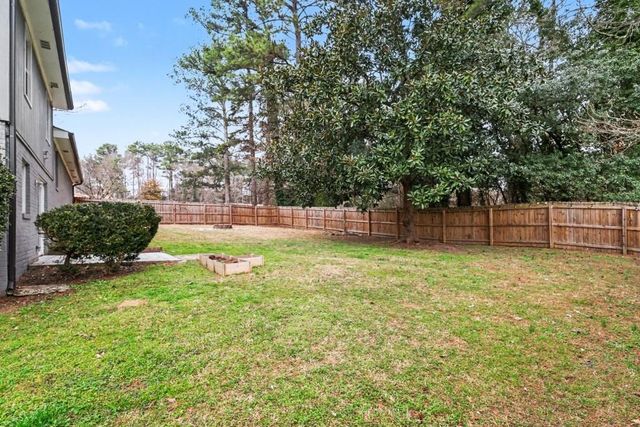 778 Creek View Drive, Lawrenceville, GA 30044