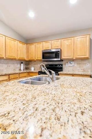 46162 W GUILDER Avenue, Maricopa, AZ 85139