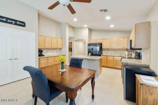 46162 W GUILDER Avenue, Maricopa, AZ 85139