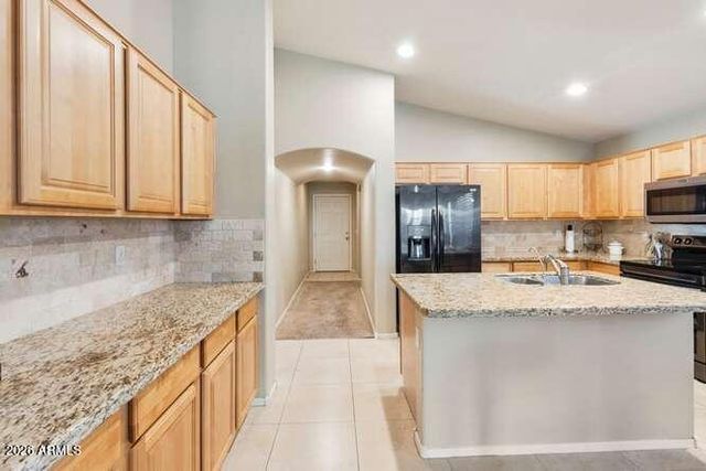 46162 W GUILDER Avenue, Maricopa, AZ 85139