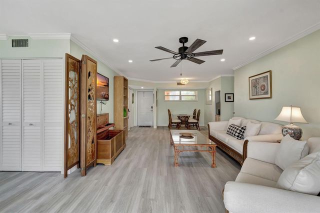 9 Colonial Club Drive 305, Boynton Beach, FL 33435