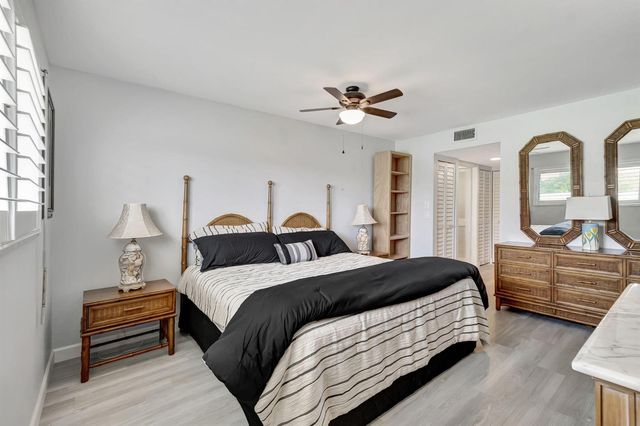 9 Colonial Club Drive 305, Boynton Beach, FL 33435