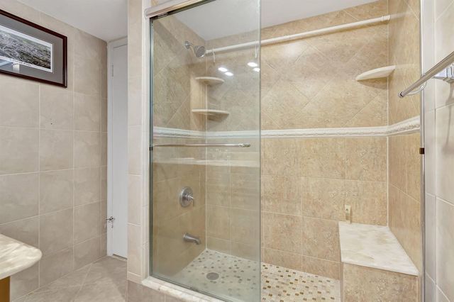 9 Colonial Club Drive 305, Boynton Beach, FL 33435