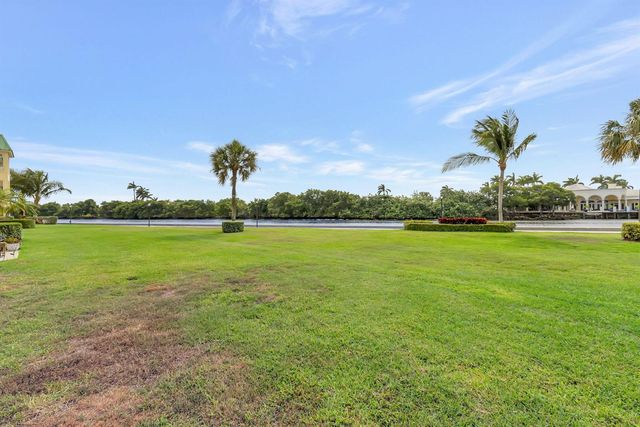 9 Colonial Club Drive 305, Boynton Beach, FL 33435
