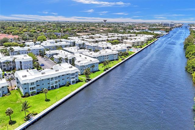 9 Colonial Club Drive 305, Boynton Beach, FL 33435