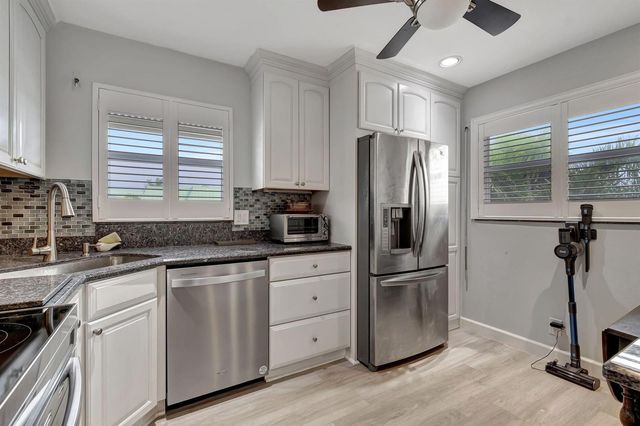 9 Colonial Club Drive 305, Boynton Beach, FL 33435