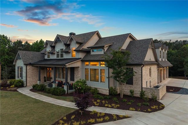4726 Crestview Way, Flowery Branch, GA 30542