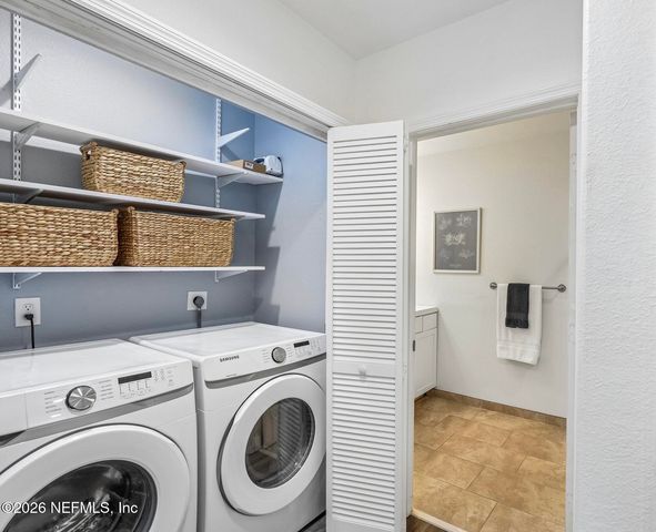 1800 THE GREENS Way 1504, Jacksonville Beach, FL 32250