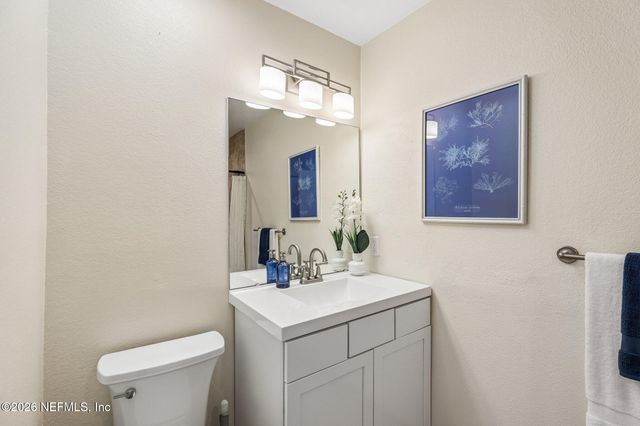 1800 THE GREENS Way 1504, Jacksonville Beach, FL 32250