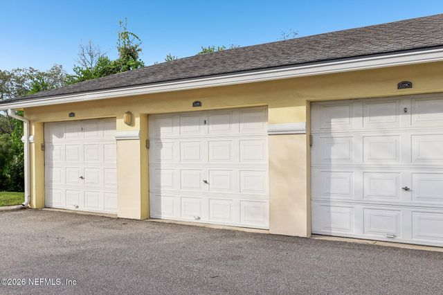 1800 THE GREENS Way 1504, Jacksonville Beach, FL 32250
