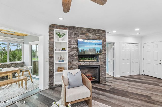 1800 THE GREENS Way 1504, Jacksonville Beach, FL 32250