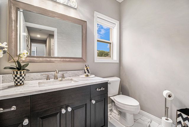 54615 DEADWOOD Lane, Shelby Charter Township, MI 48316