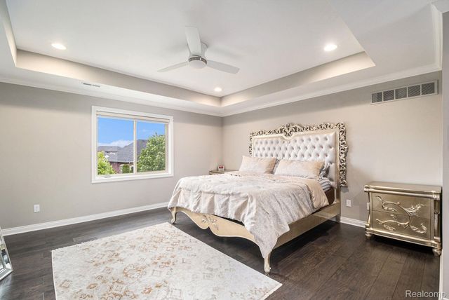 54615 DEADWOOD Lane, Shelby Charter Township, MI 48316