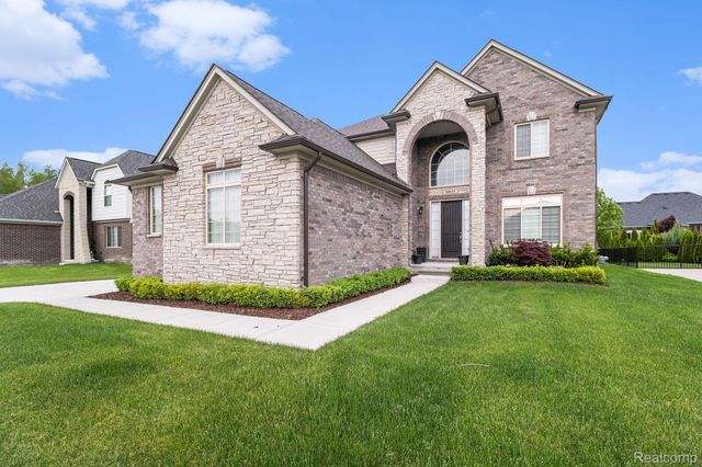 54615 DEADWOOD Lane, Shelby Charter Township, MI 48316