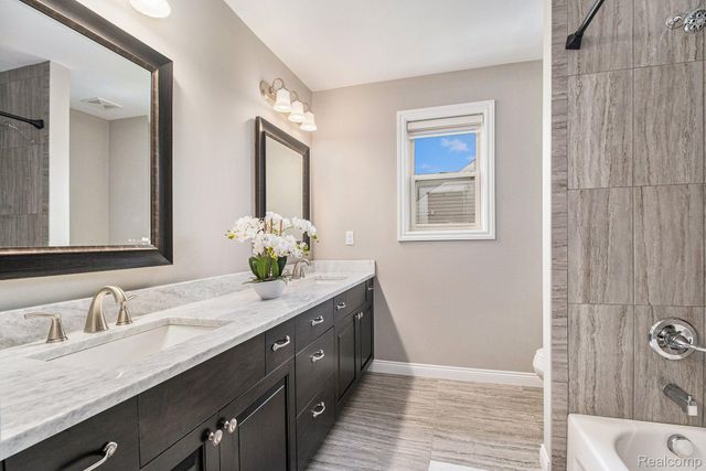 54615 DEADWOOD Lane, Shelby Charter Township, MI 48316