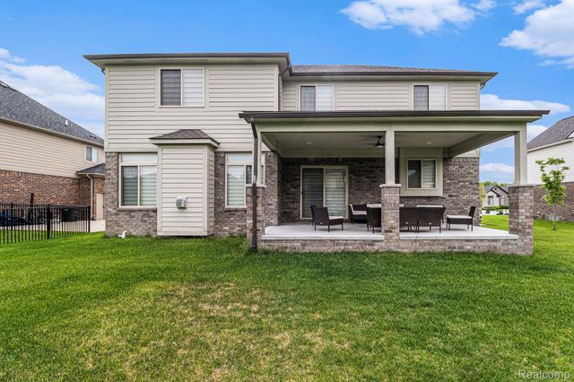 54615 DEADWOOD Lane, Shelby Charter Township, MI 48316