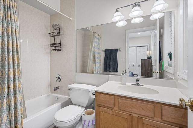 2642 N Talman Avenue 1A, Chicago, IL 60647