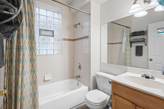 2642 N Talman Avenue 1A, Chicago, IL 60647