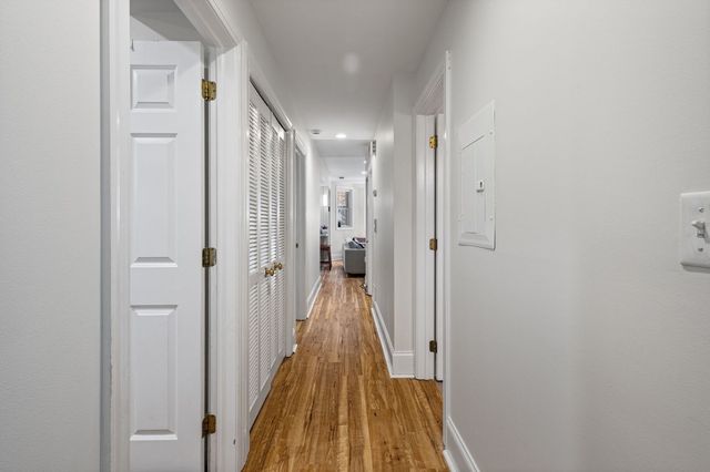 2642 N Talman Avenue 1A, Chicago, IL 60647