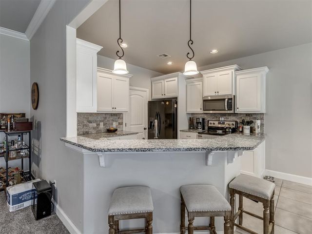 640 SW 7th Street, Moore, OK 73160