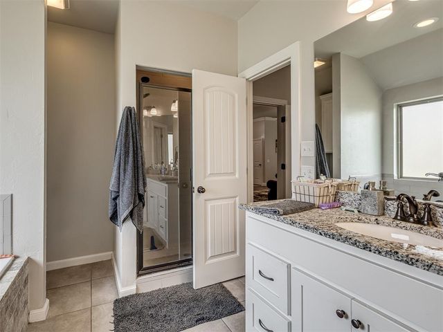 640 SW 7th Street, Moore, OK 73160