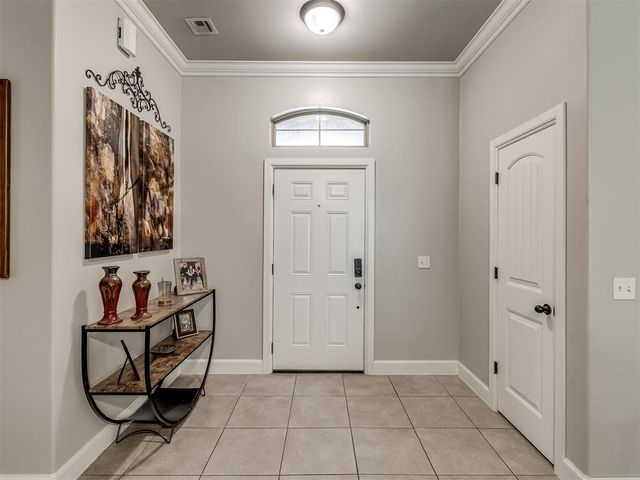 640 SW 7th Street, Moore, OK 73160